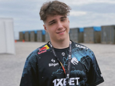 Larl:对阵Talon我们有点急了,Collapse的猛犸没能扭转局势